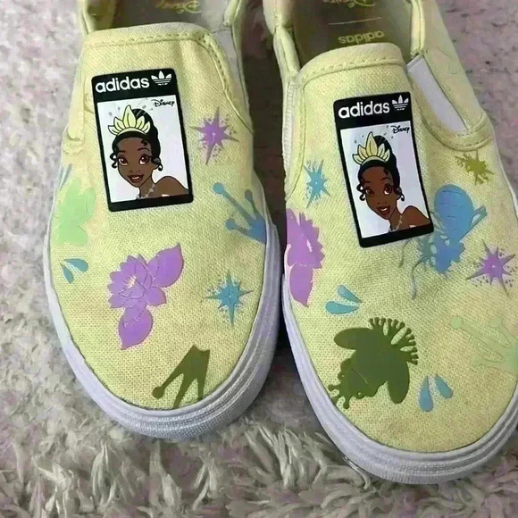 Adidas Disney Girls Tiana Slip Ons - Picture 3 of 4